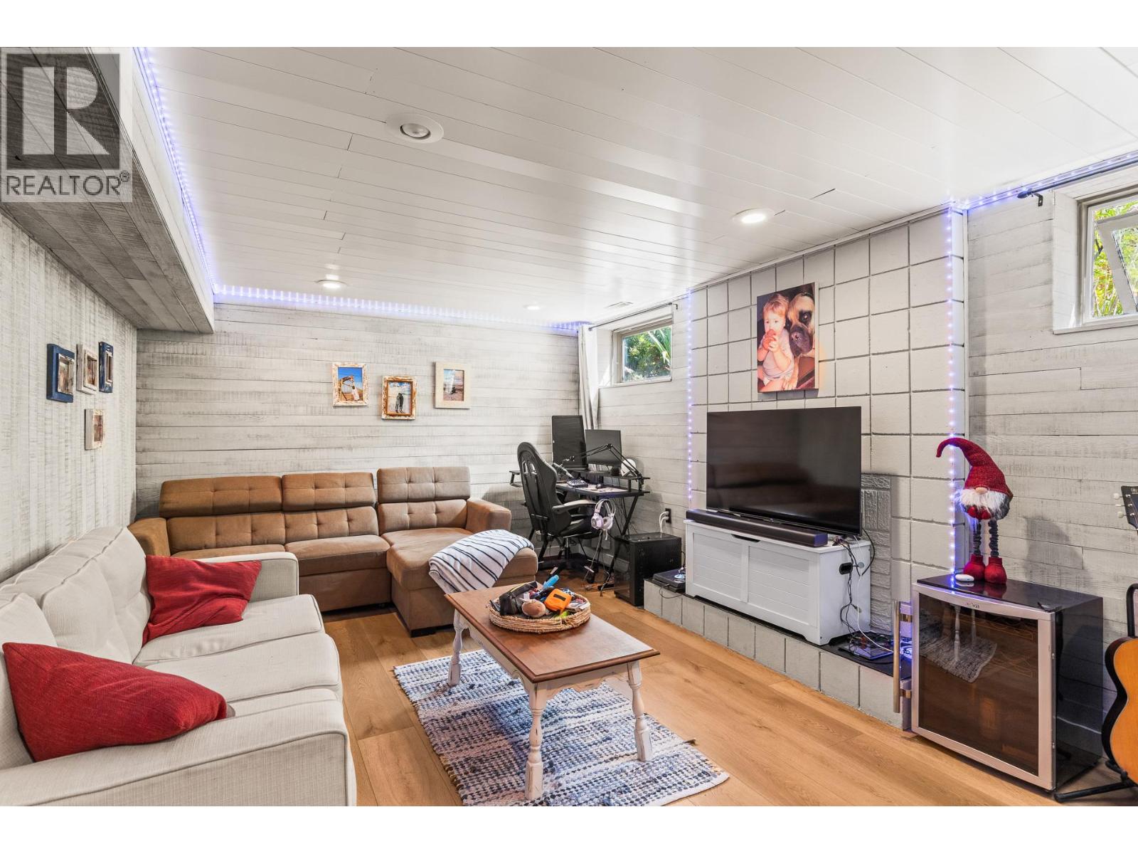 2635 Packers Road - 46