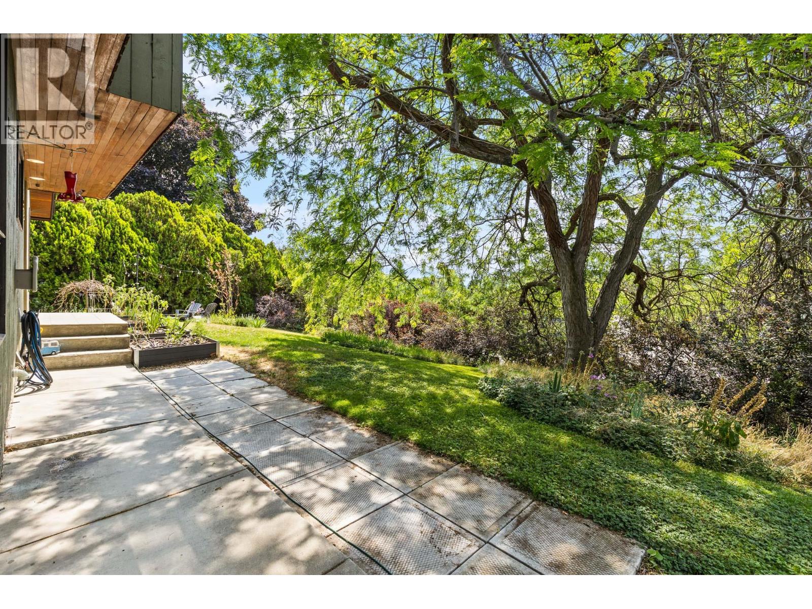 2635 Packers Road - 54