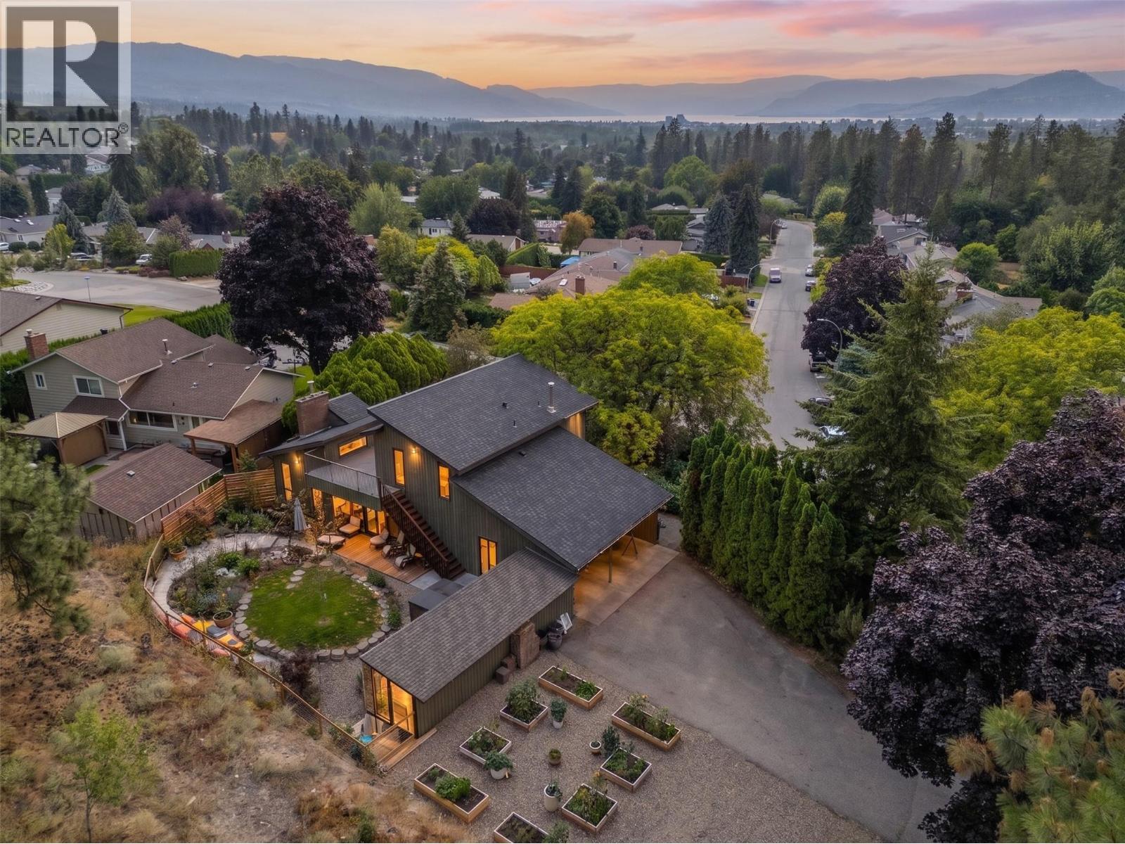 2635 Packers Road - 1