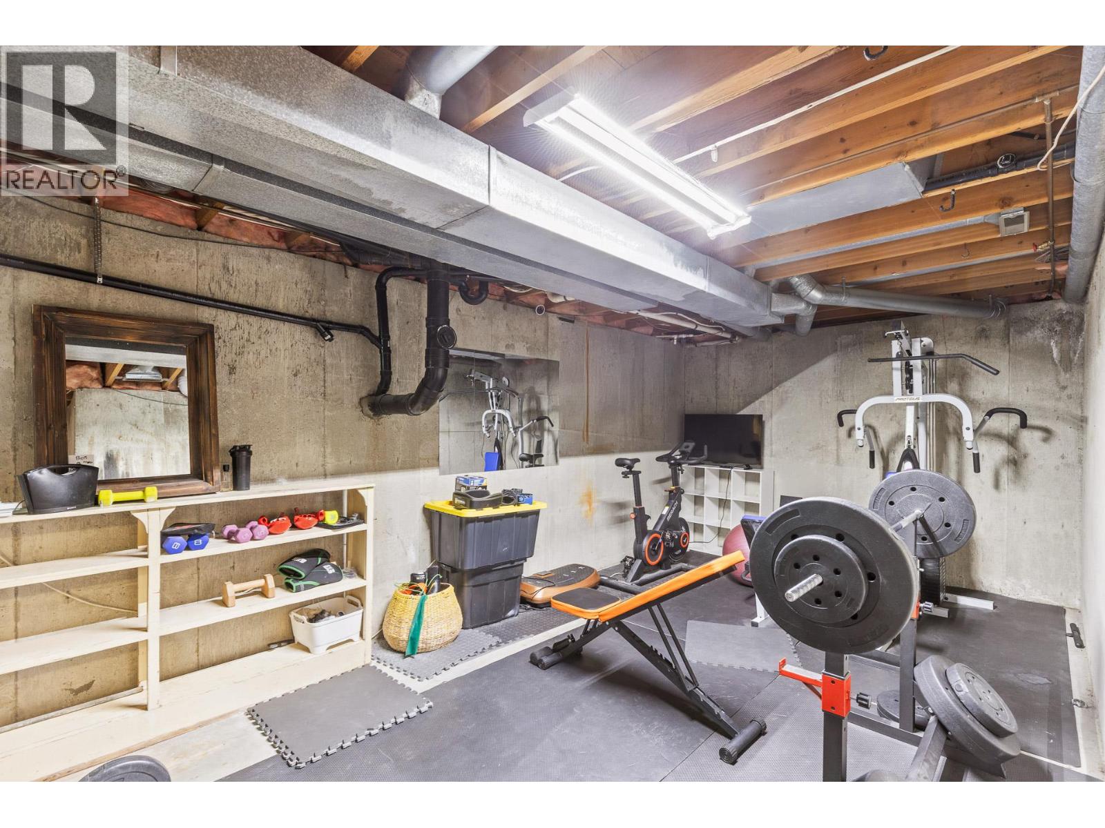 2635 Packers Road - 49