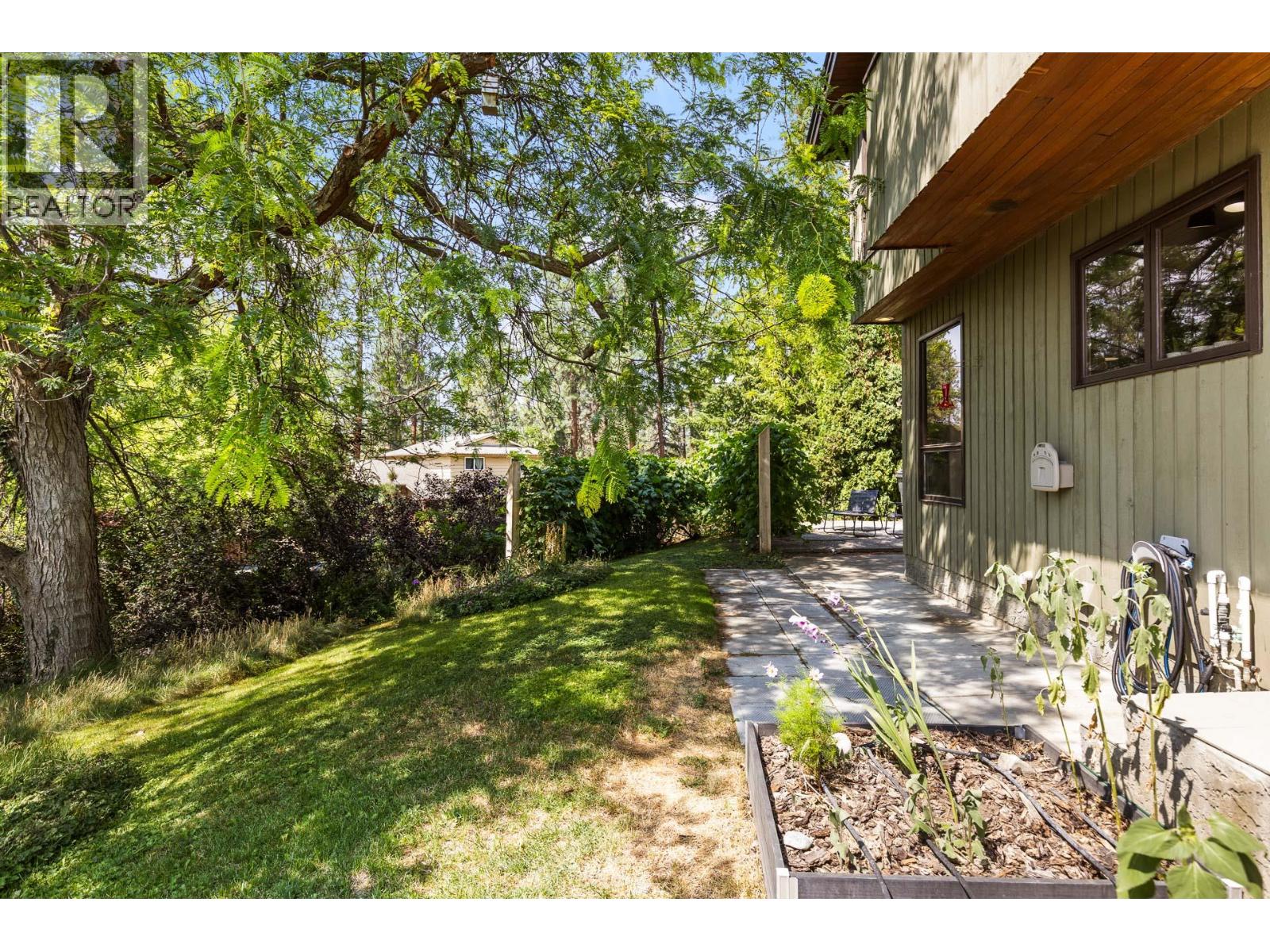 2635 Packers Road - 66