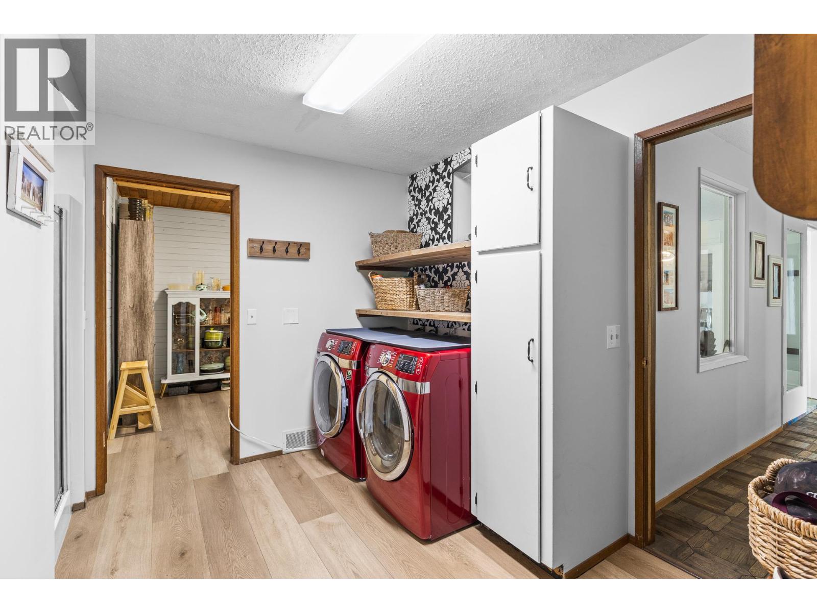 2635 Packers Road - 23