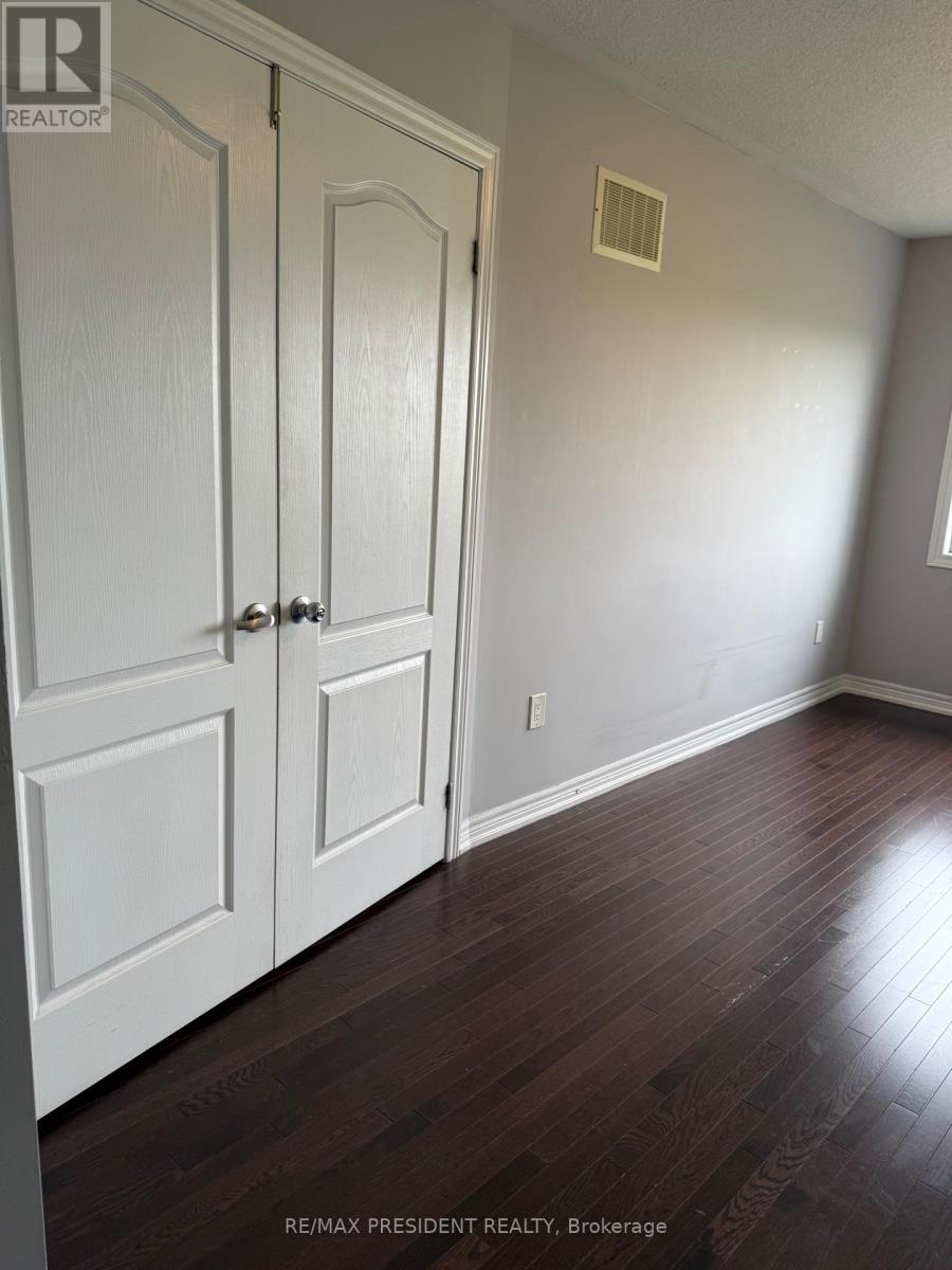98 DAVENFIELD CIRCLE - 16