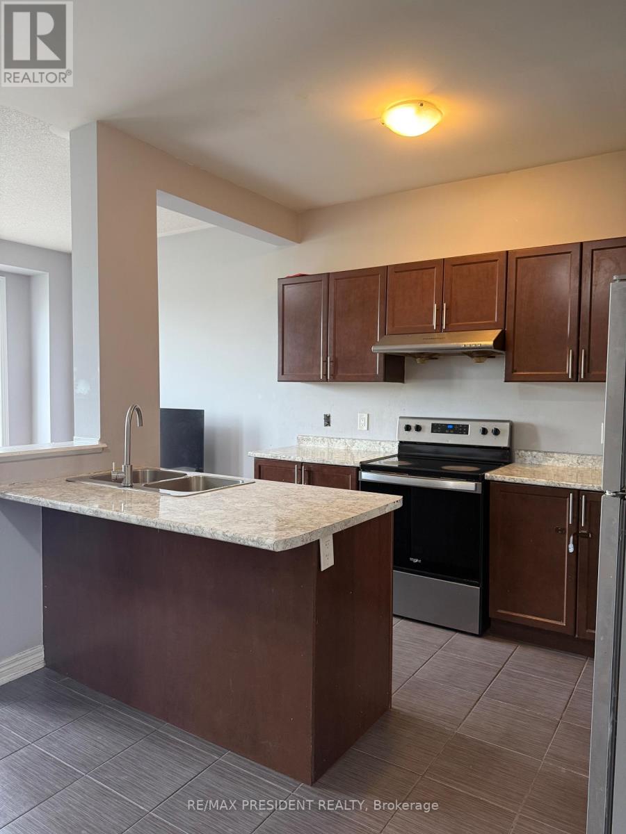 98 DAVENFIELD CIRCLE - 5