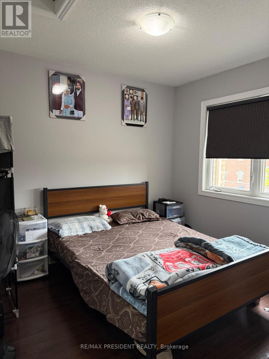 98 DAVENFIELD CIRCLE - 21