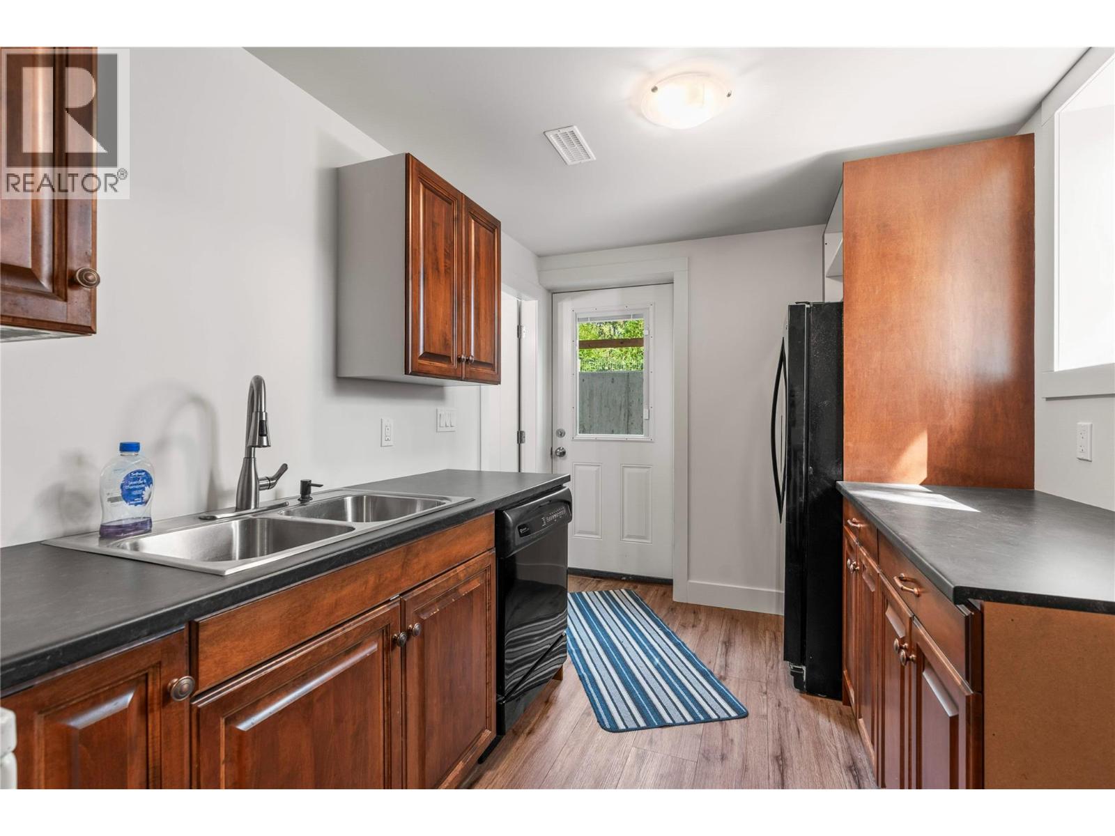 6550 Herry Road - 35
