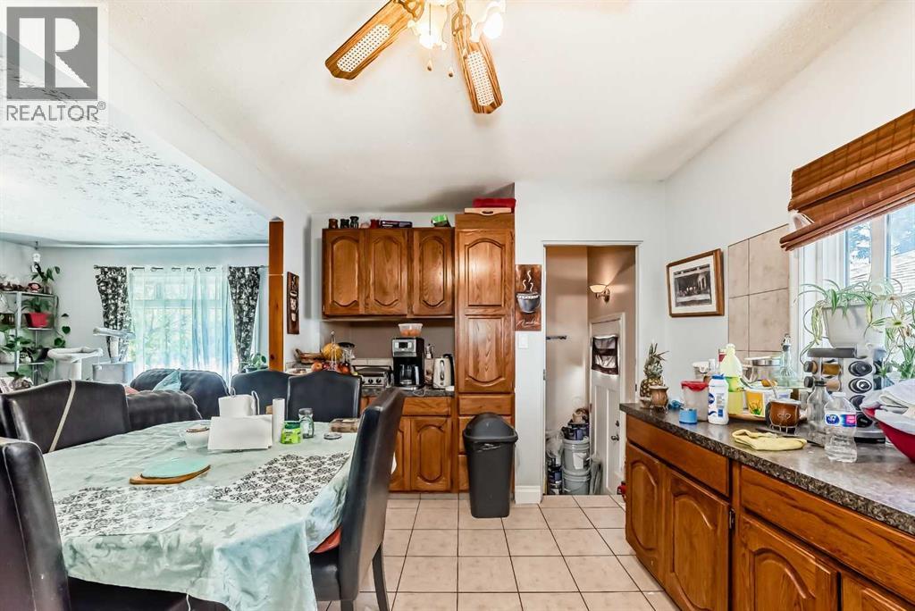 4004 7 Avenue SW - 13