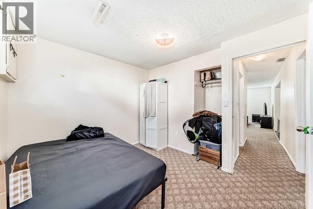 4004 7 Avenue SW - 35