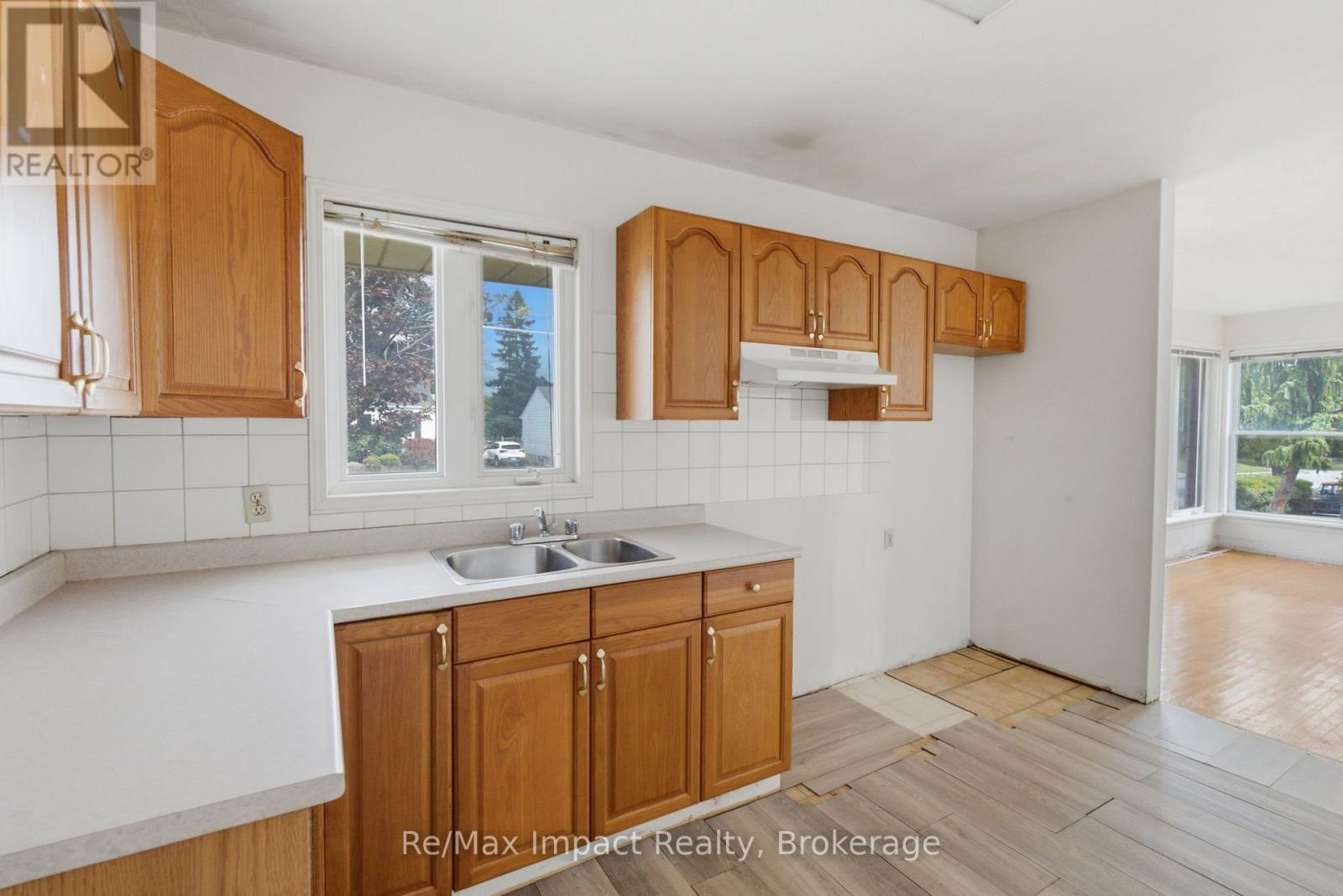 505 ANNAPOLIS AVENUE - 6