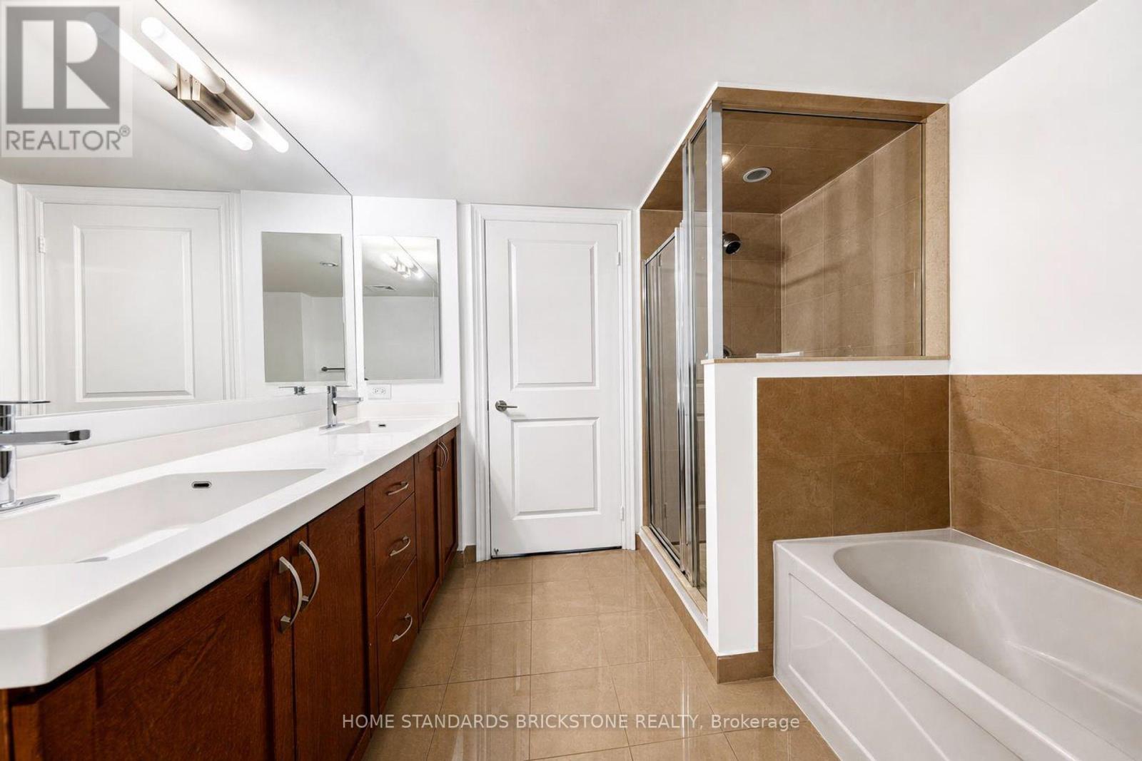 #2226 500 DORIS AVENUE - 23