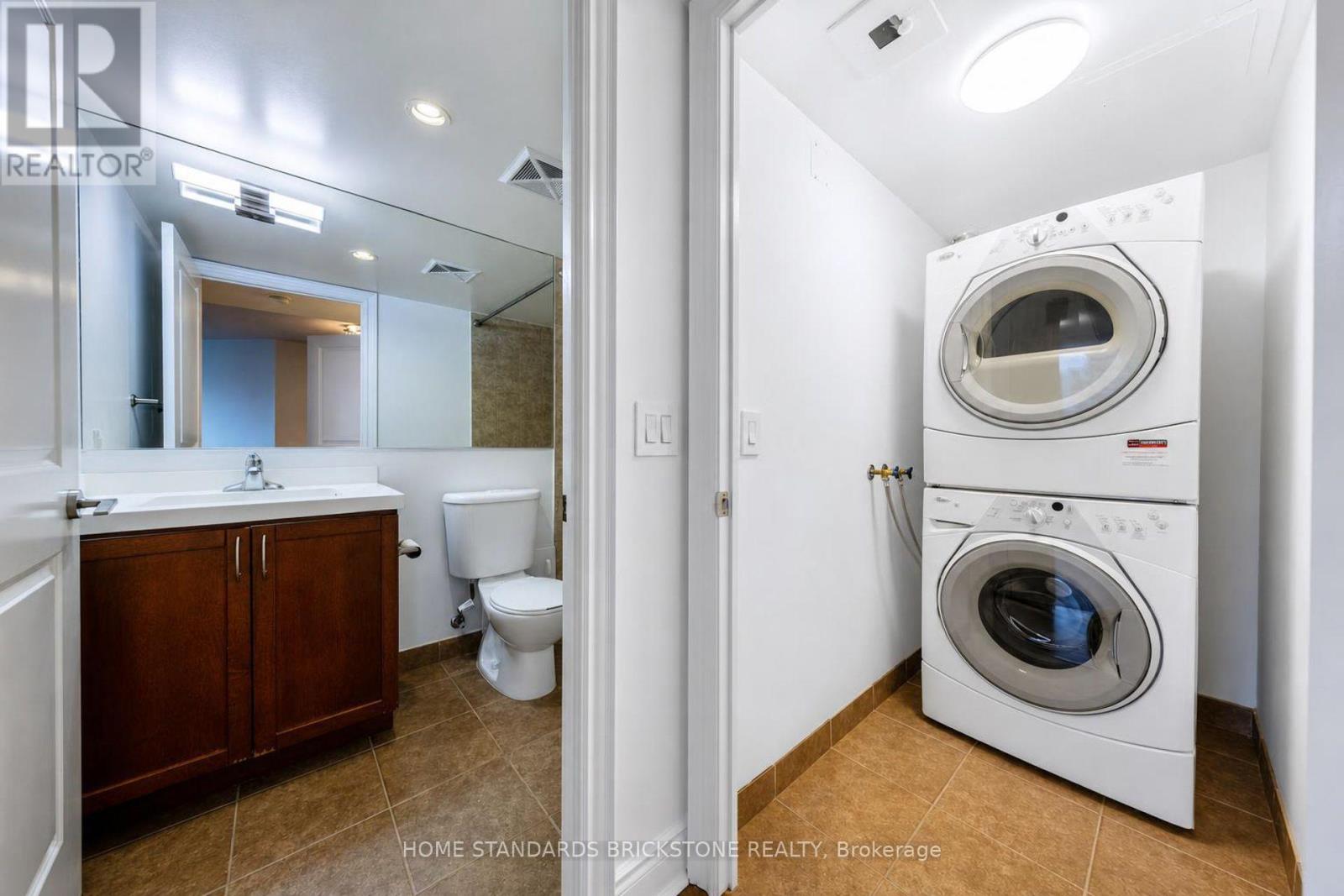 #2226 500 DORIS AVENUE - 28