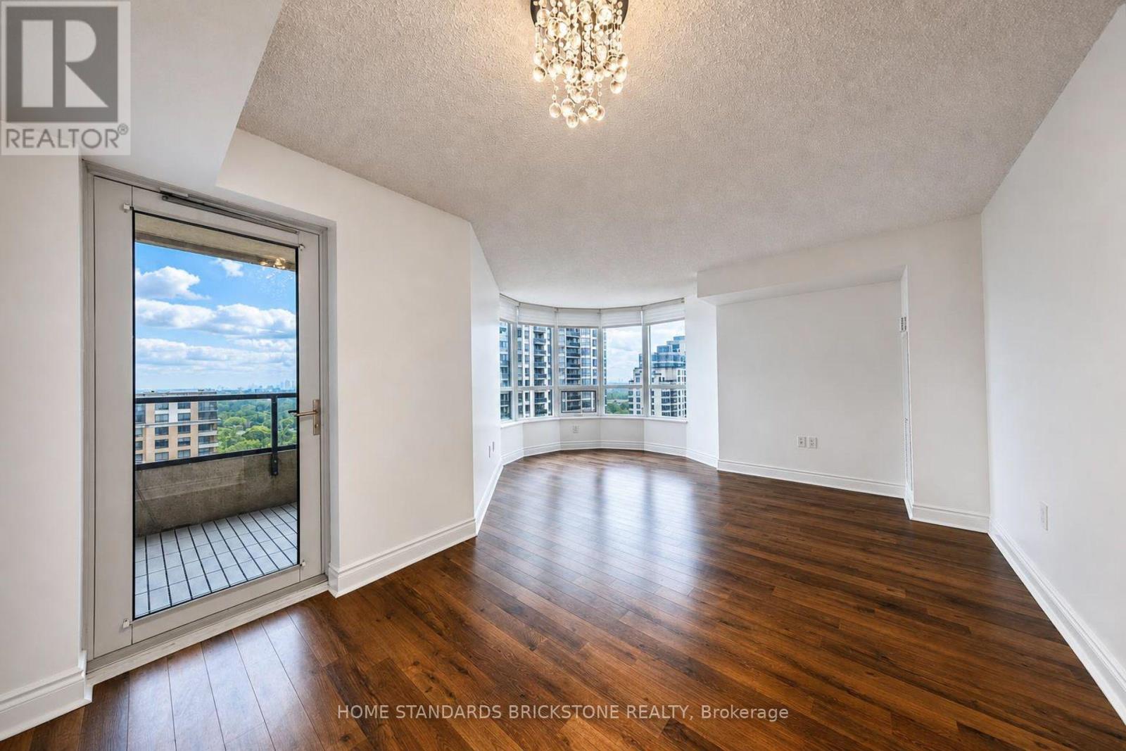 #2226 500 DORIS AVENUE - 29