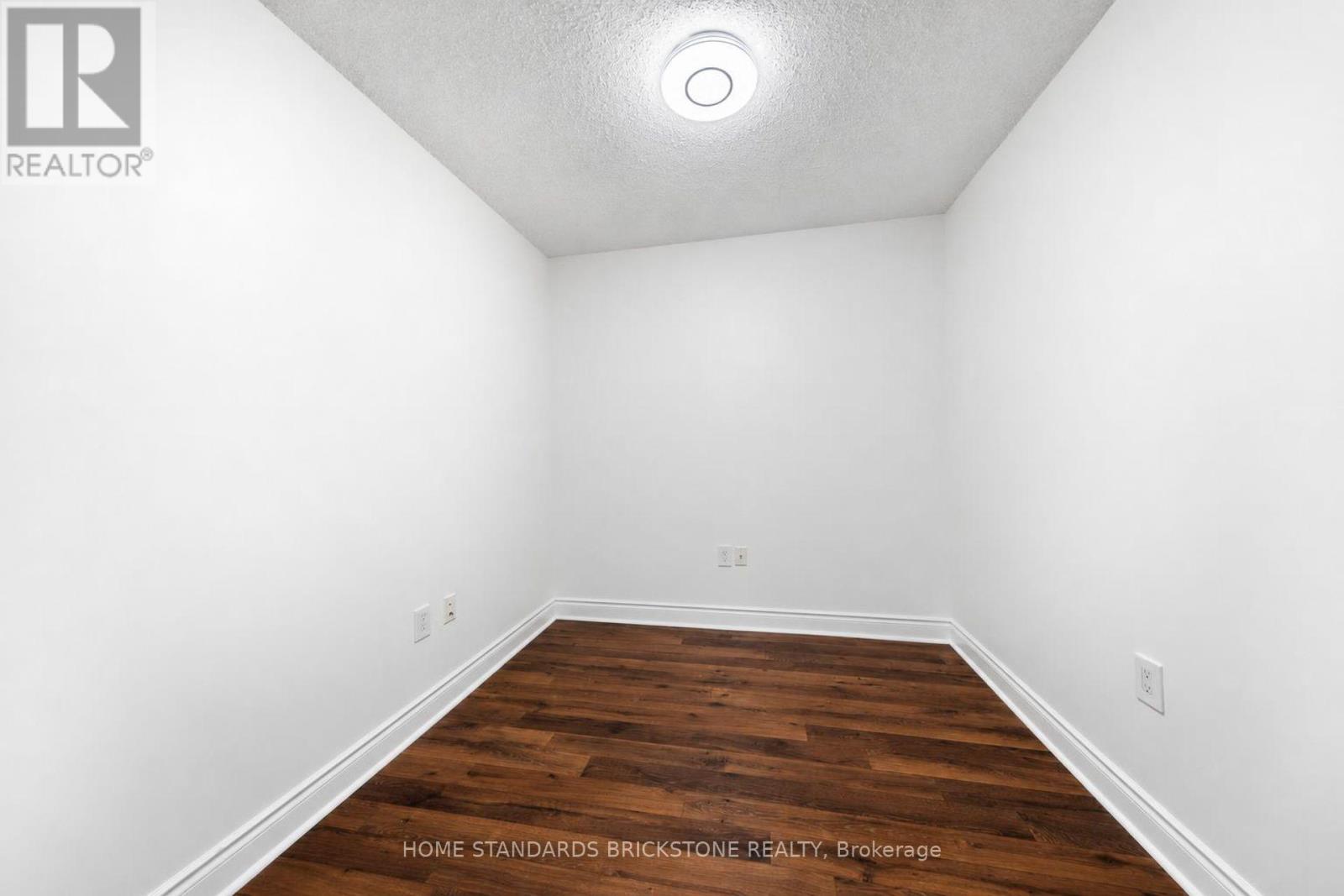 #2226 500 DORIS AVENUE - 8