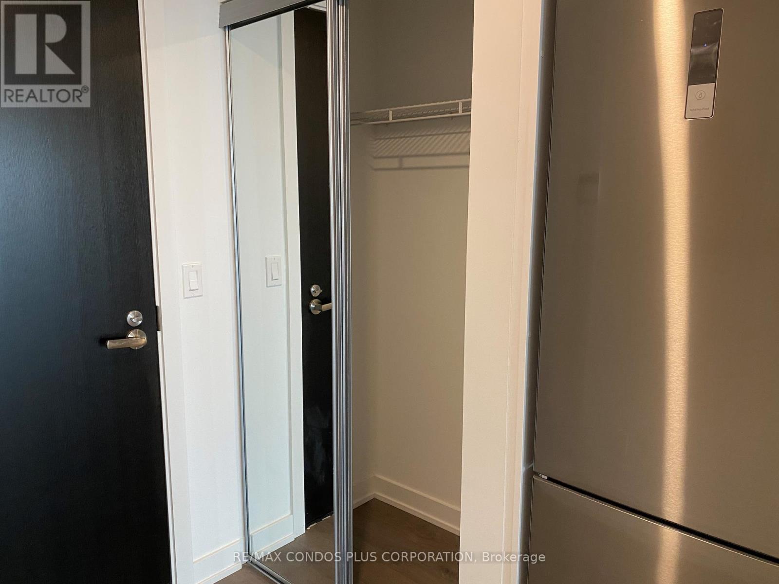 #1706 18 MAITLAND TERRACE - 10