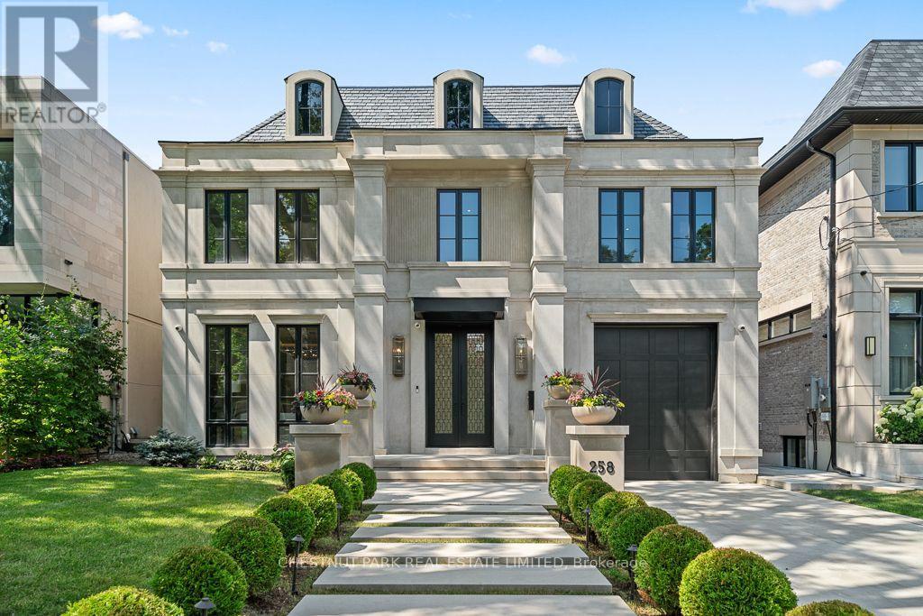 Listing photo of 258 CORTLEIGH BOULEVARD