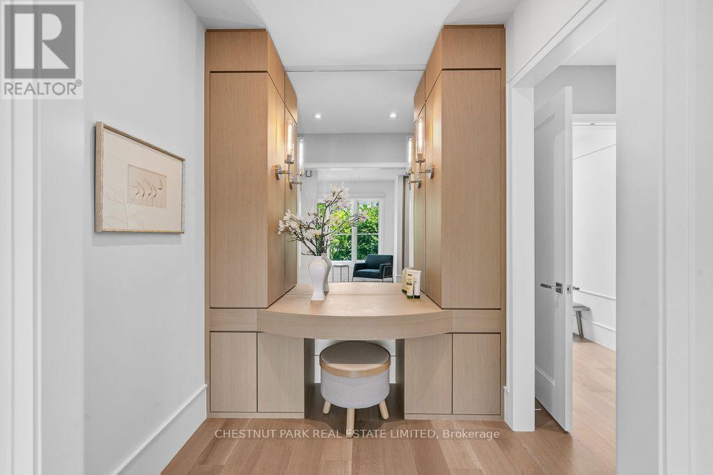 258 CORTLEIGH BOULEVARD - Image 24