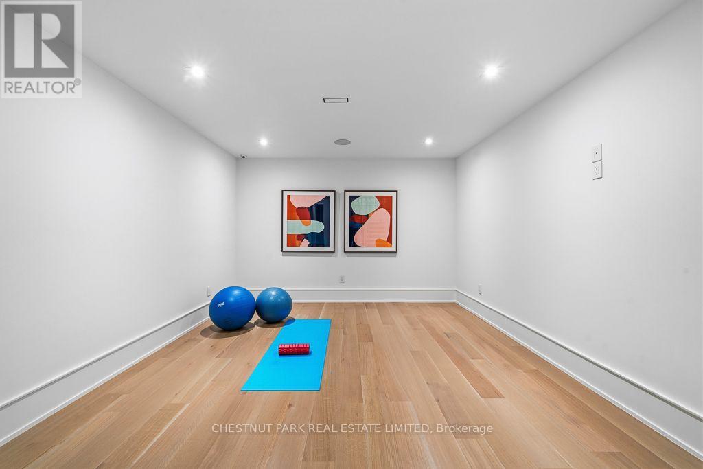 258 CORTLEIGH BOULEVARD - Image 33