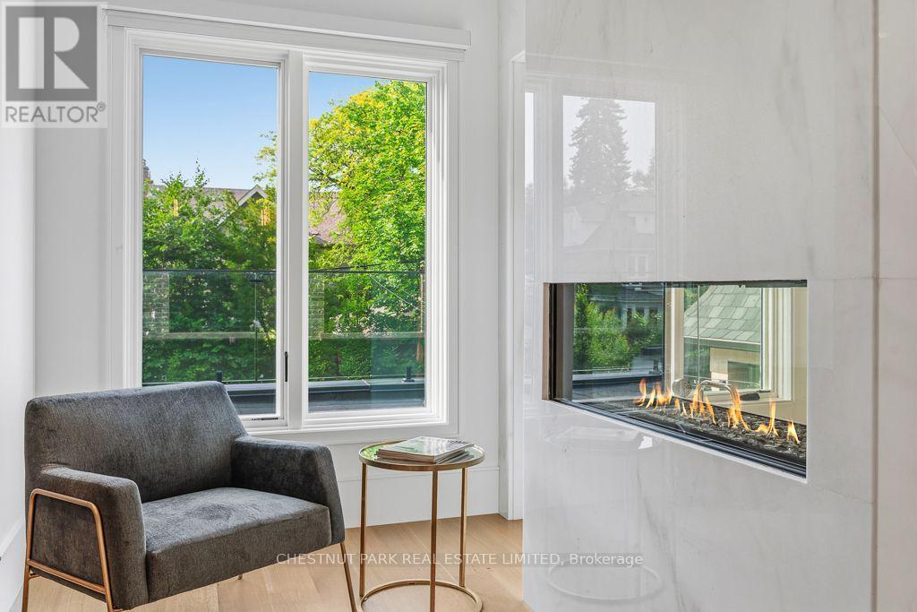 258 CORTLEIGH BOULEVARD - Image 37