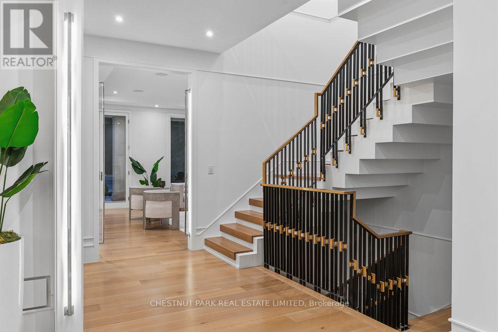 258 CORTLEIGH BOULEVARD - Image 40