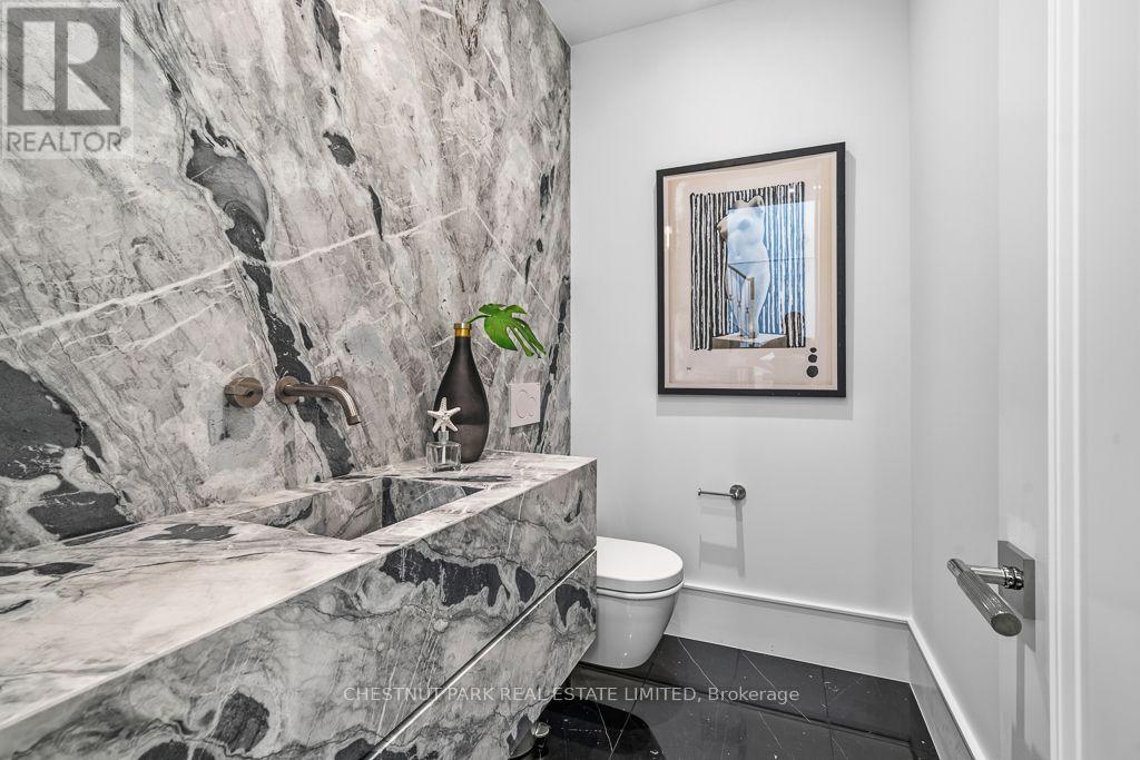 258 CORTLEIGH BOULEVARD - Image 7