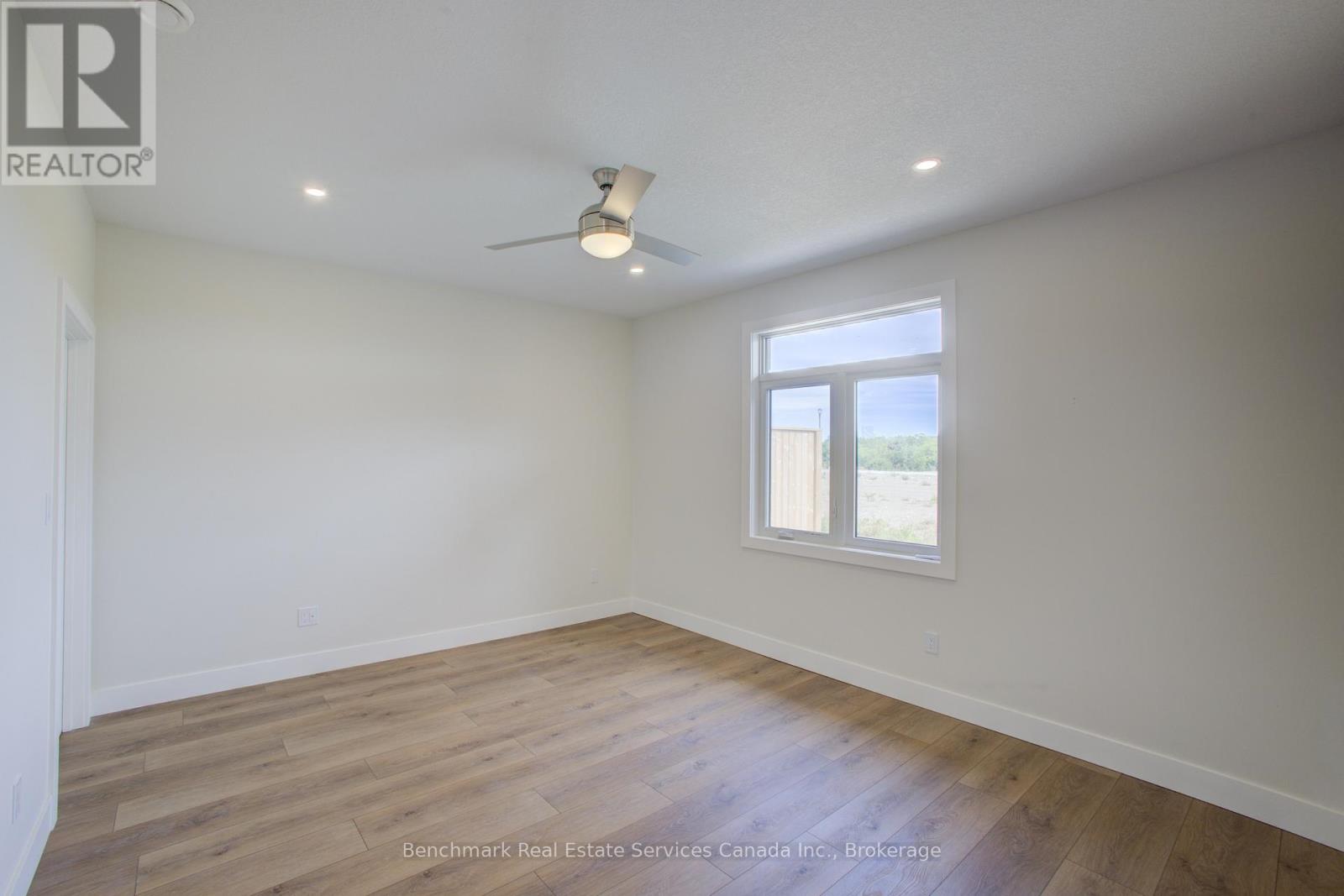 57 CAVALIER CRESCENT - 22