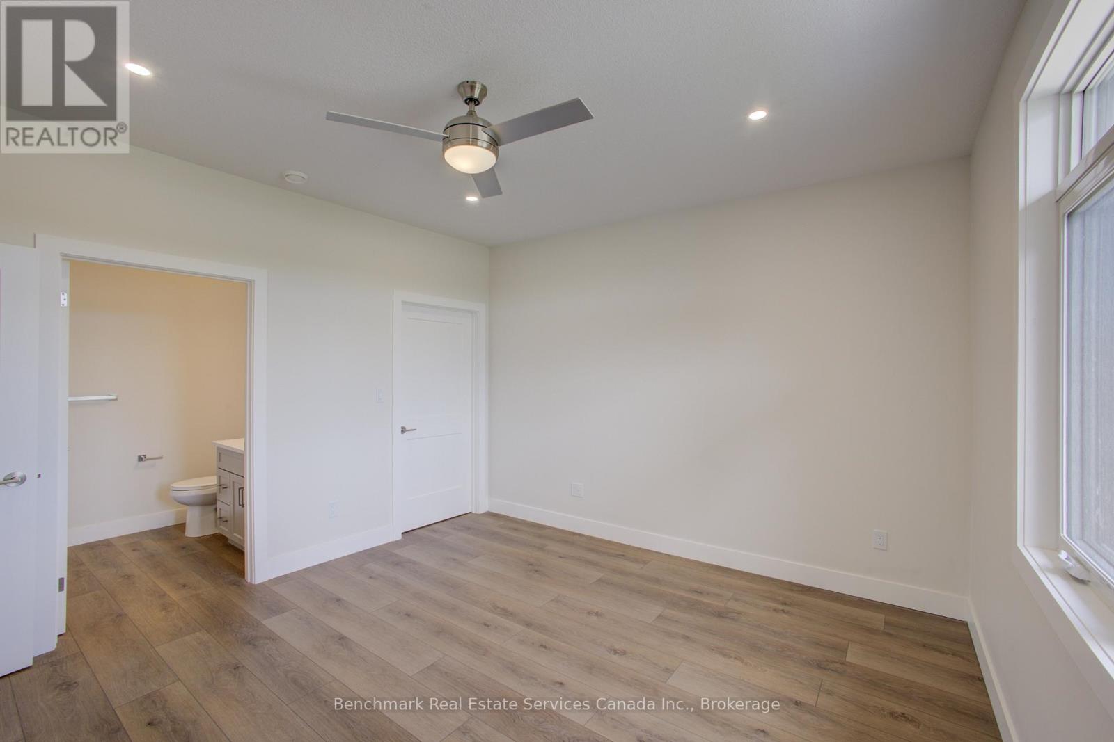 57 CAVALIER CRESCENT - 24