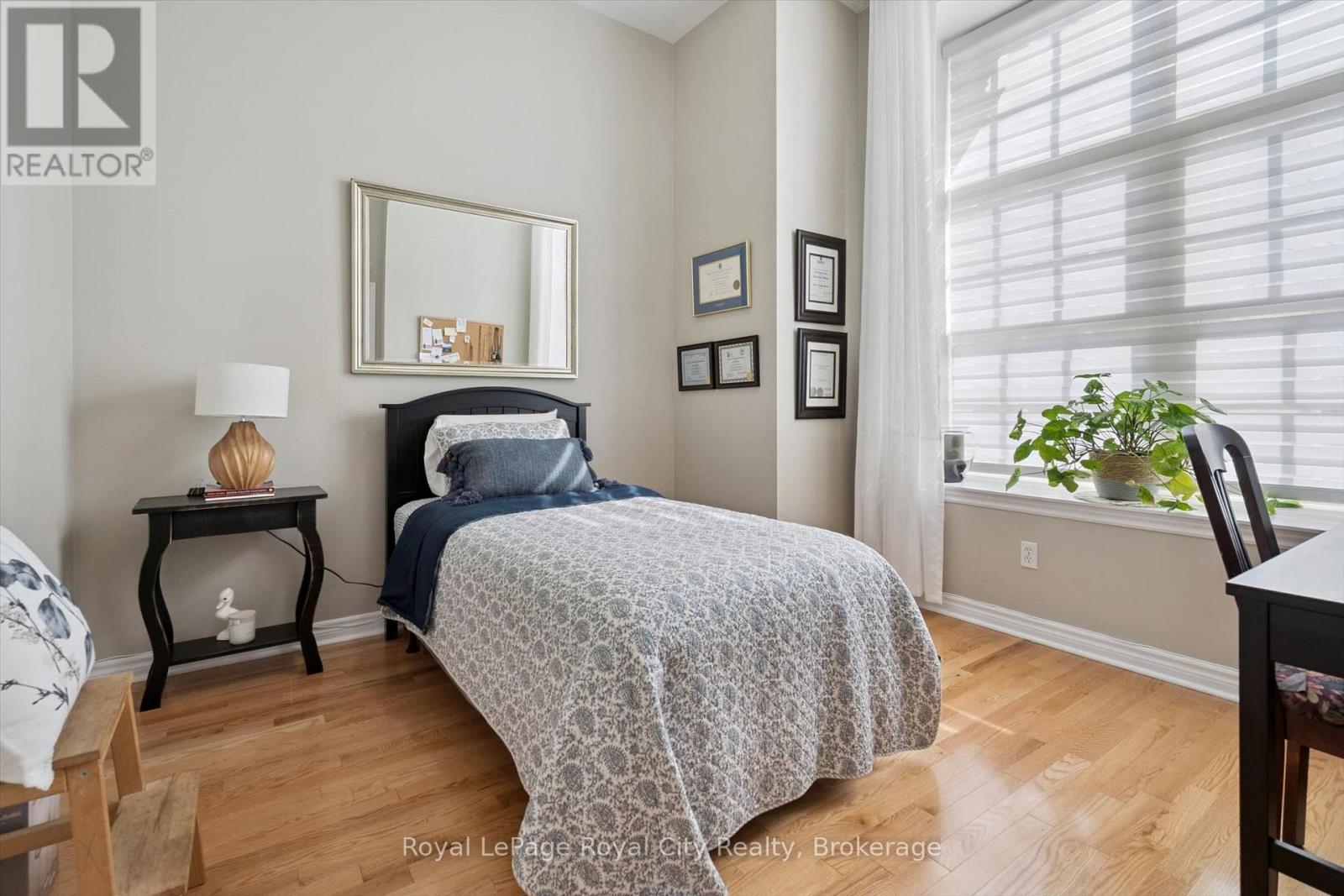 #101 478 ST ANDREW STREET E - 10