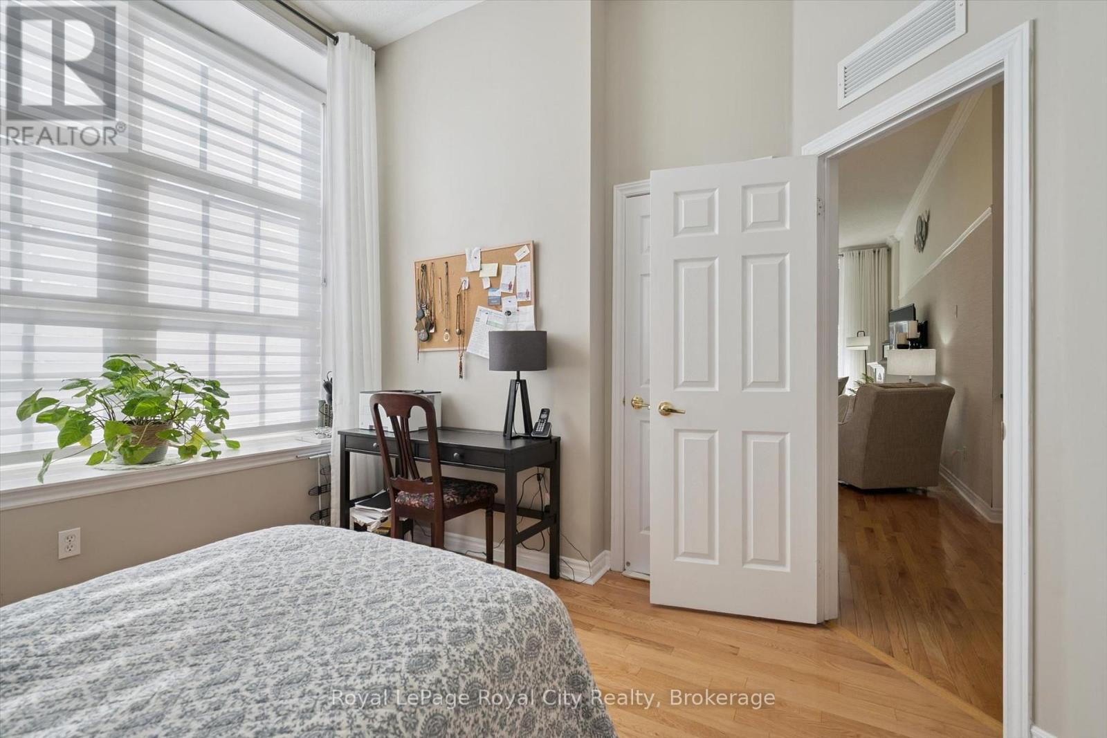 #101 478 ST ANDREW STREET E - 11