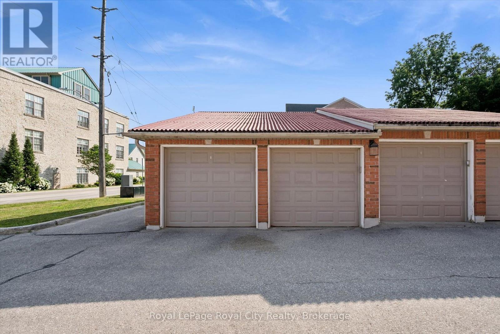 #101 478 ST ANDREW STREET E - 26