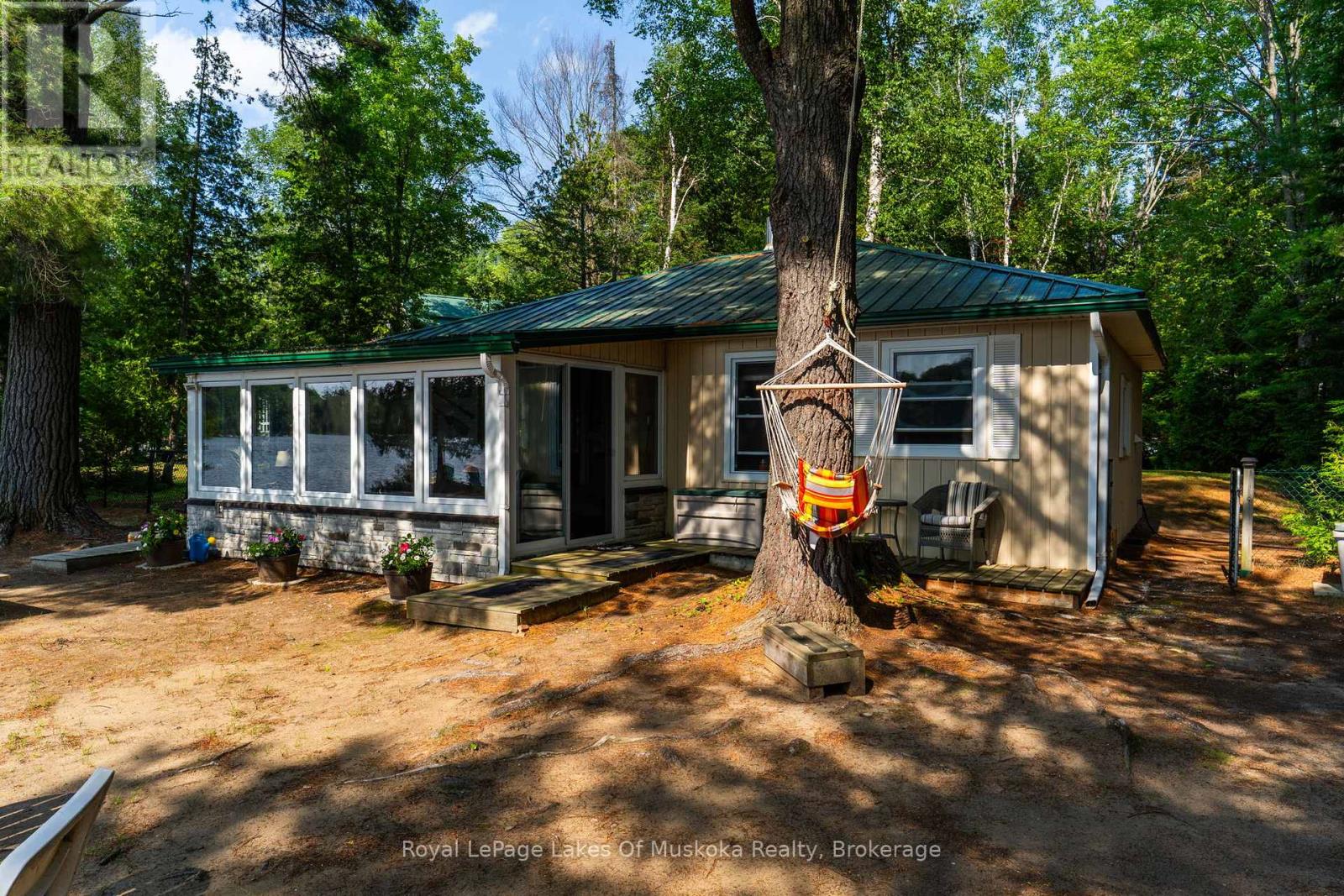 1015 GOODLIFE LANE - 18