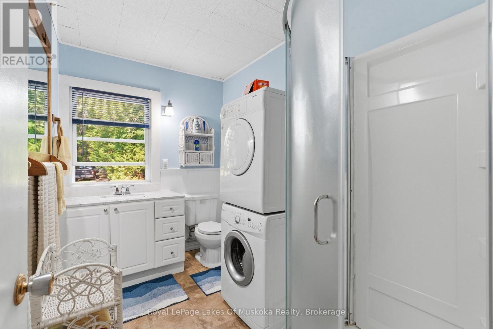 1015 GOODLIFE LANE - Image 33