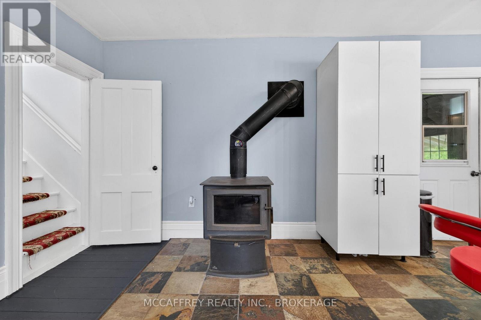 1817 GLEN SMAIL ROAD - 17
