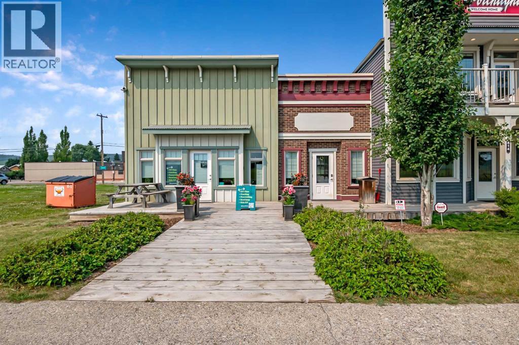 414 Main Street Northwest - Photo 5