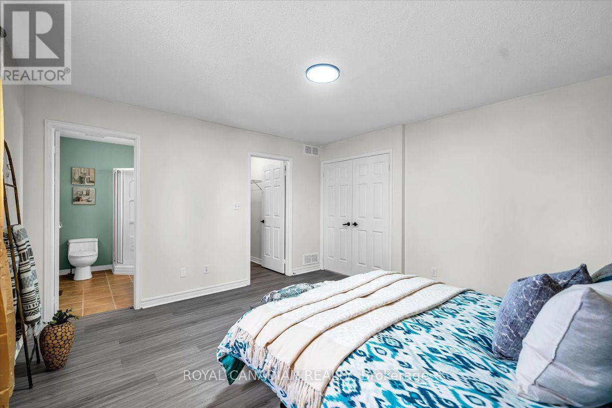 72 SHORT CRESCENT - Image 28