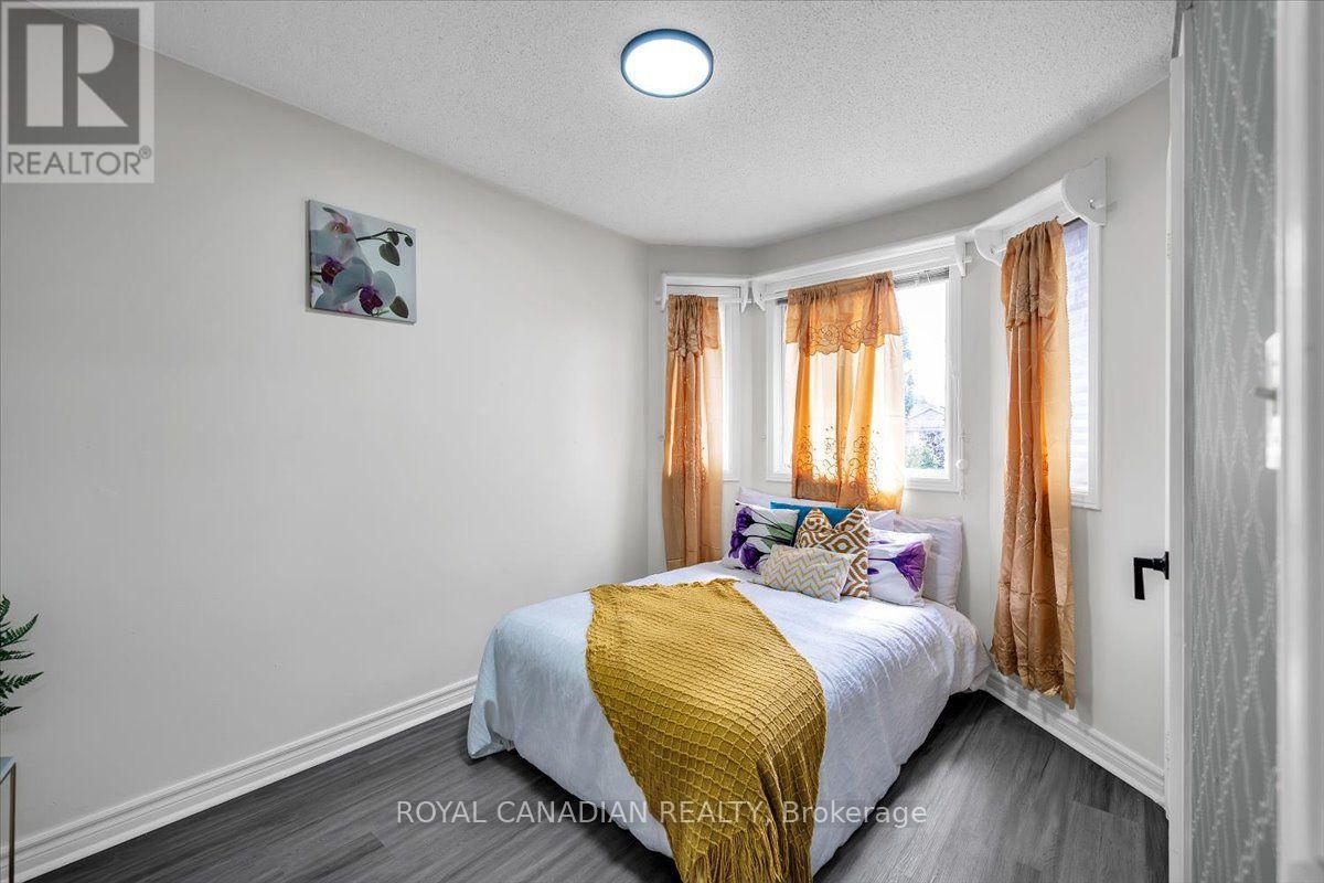 72 SHORT CRESCENT - Image 30