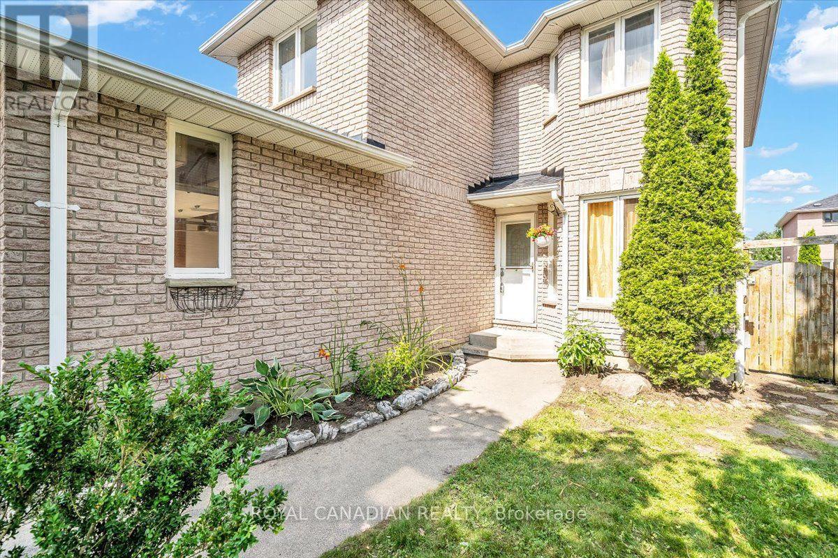 72 SHORT CRESCENT - Image 4