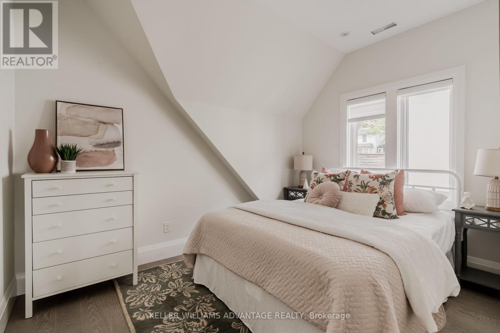 35 DUART PARK ROAD - 25