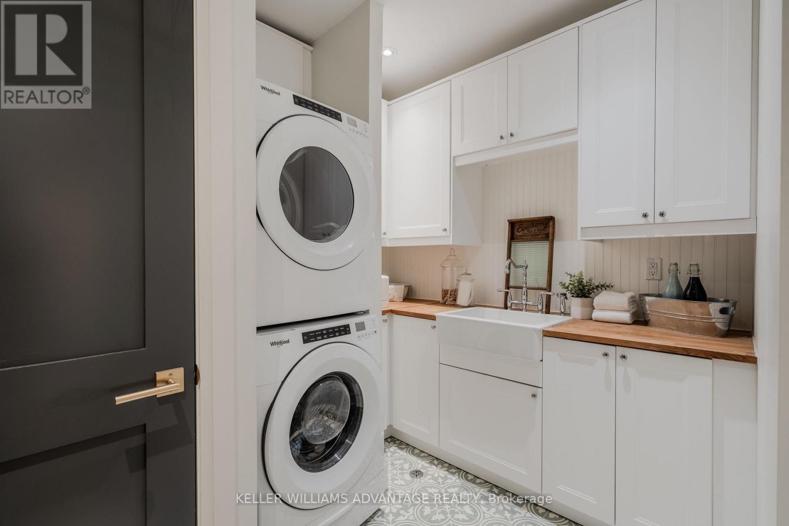 35 DUART PARK ROAD - 34