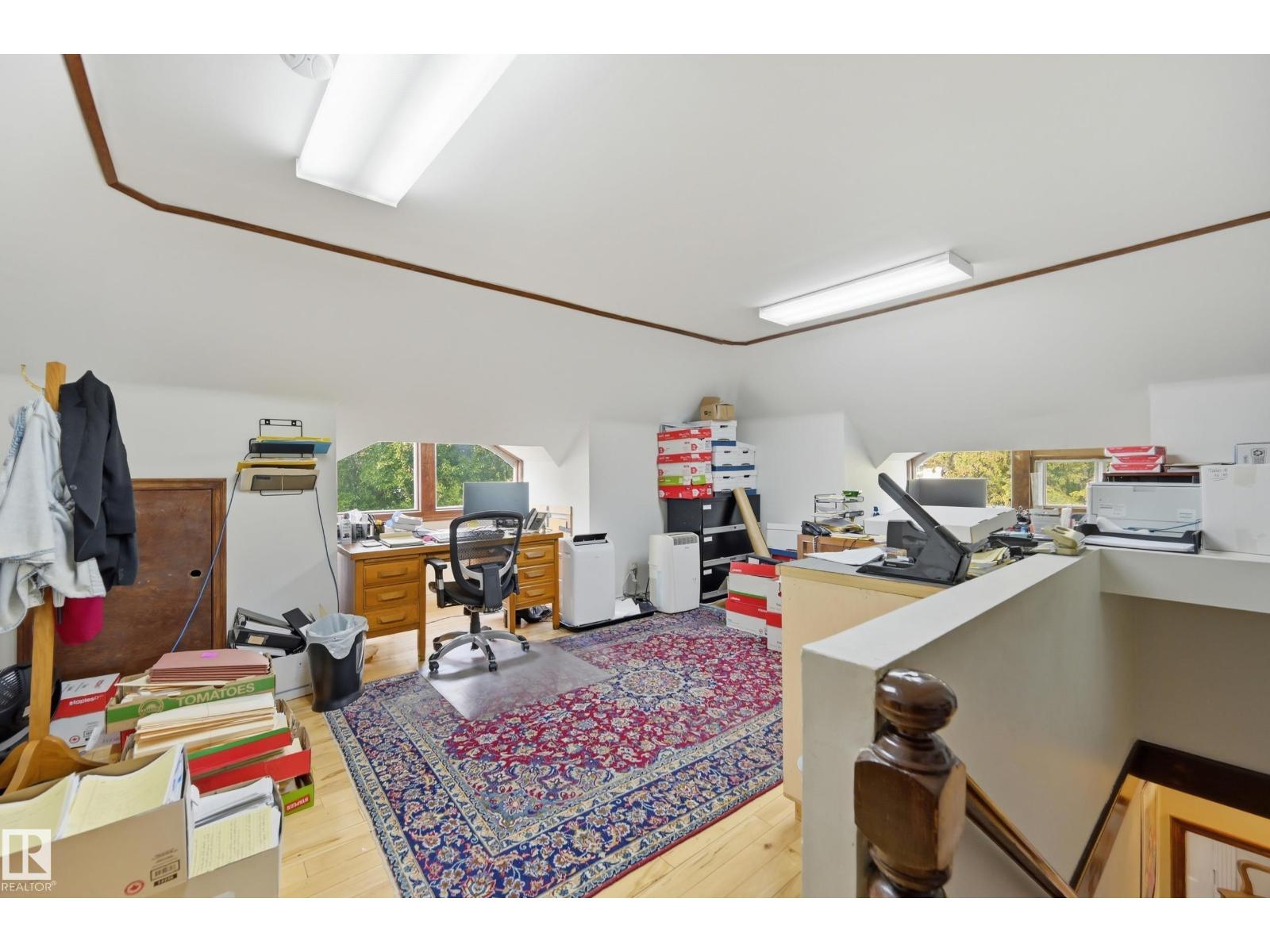 8520 104 ST NW - Image 49