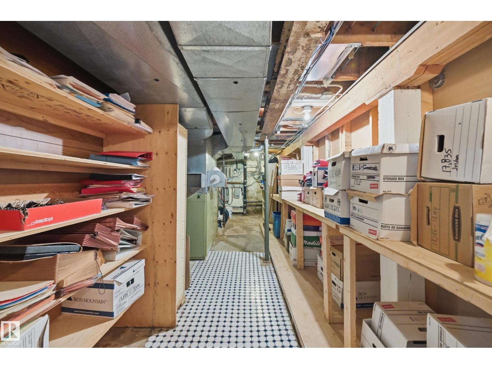 8520 104 ST NW - 59