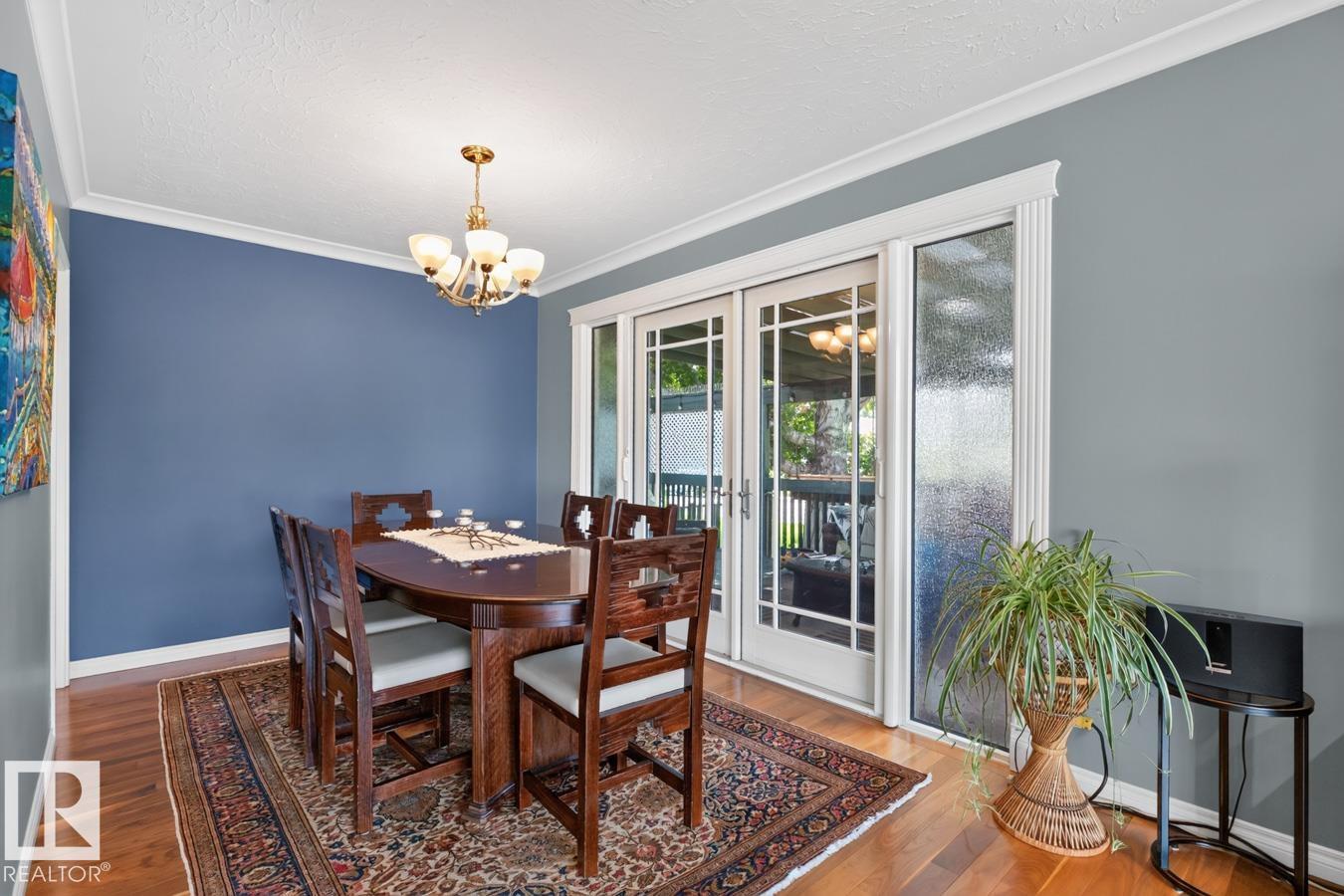 7607 75 AV NW - 15