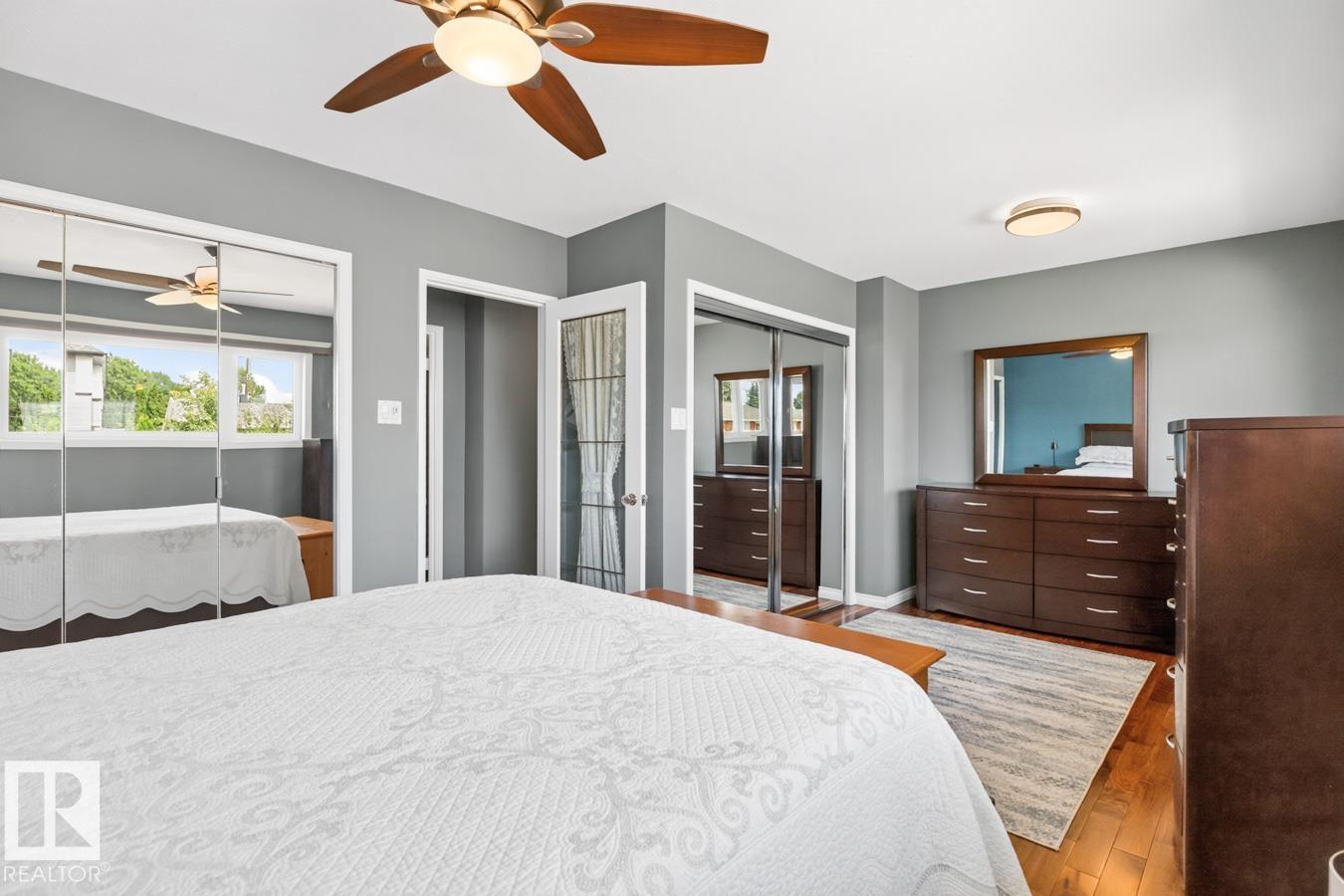 7607 75 AV NW - 19