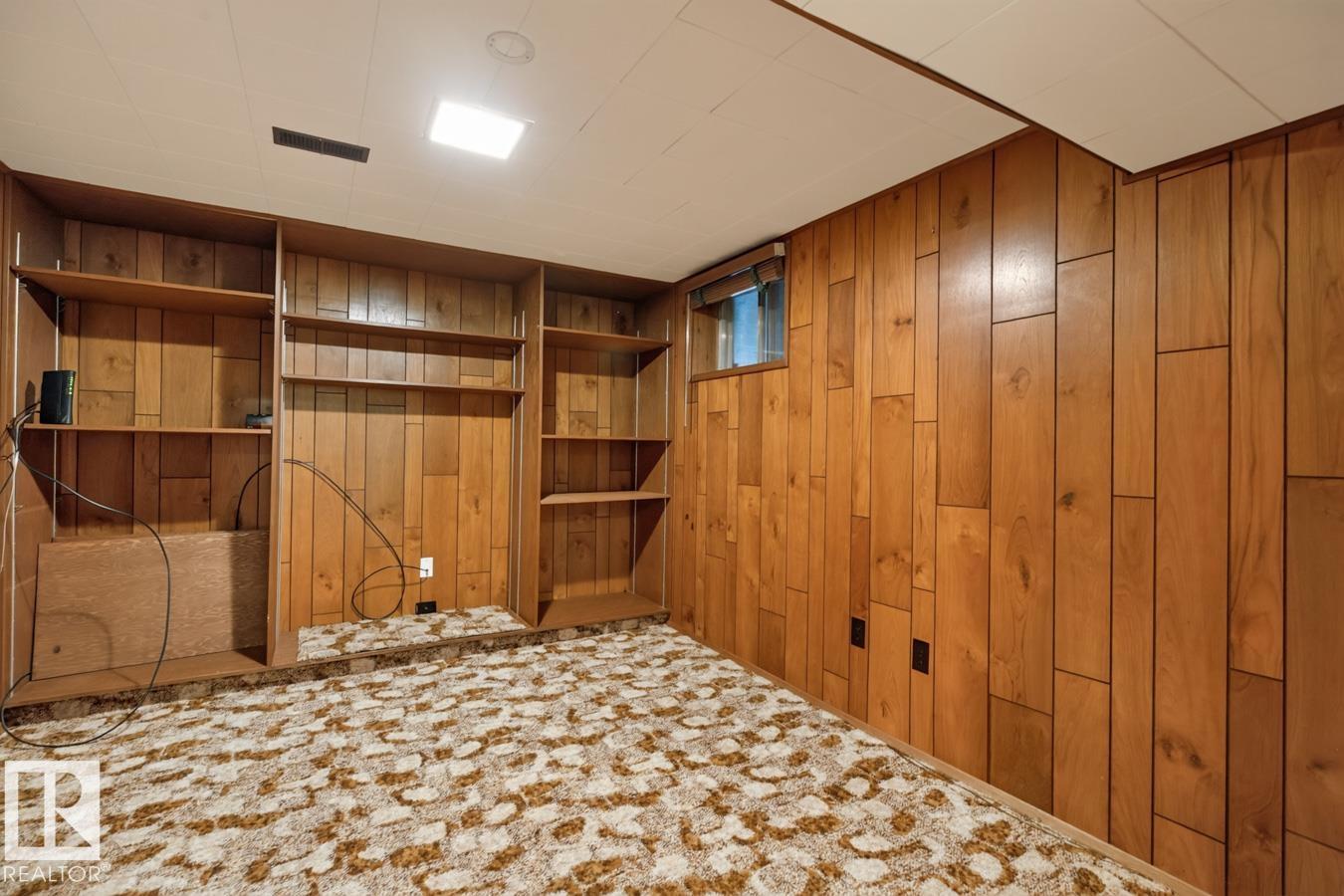 7607 75 AV NW - 30