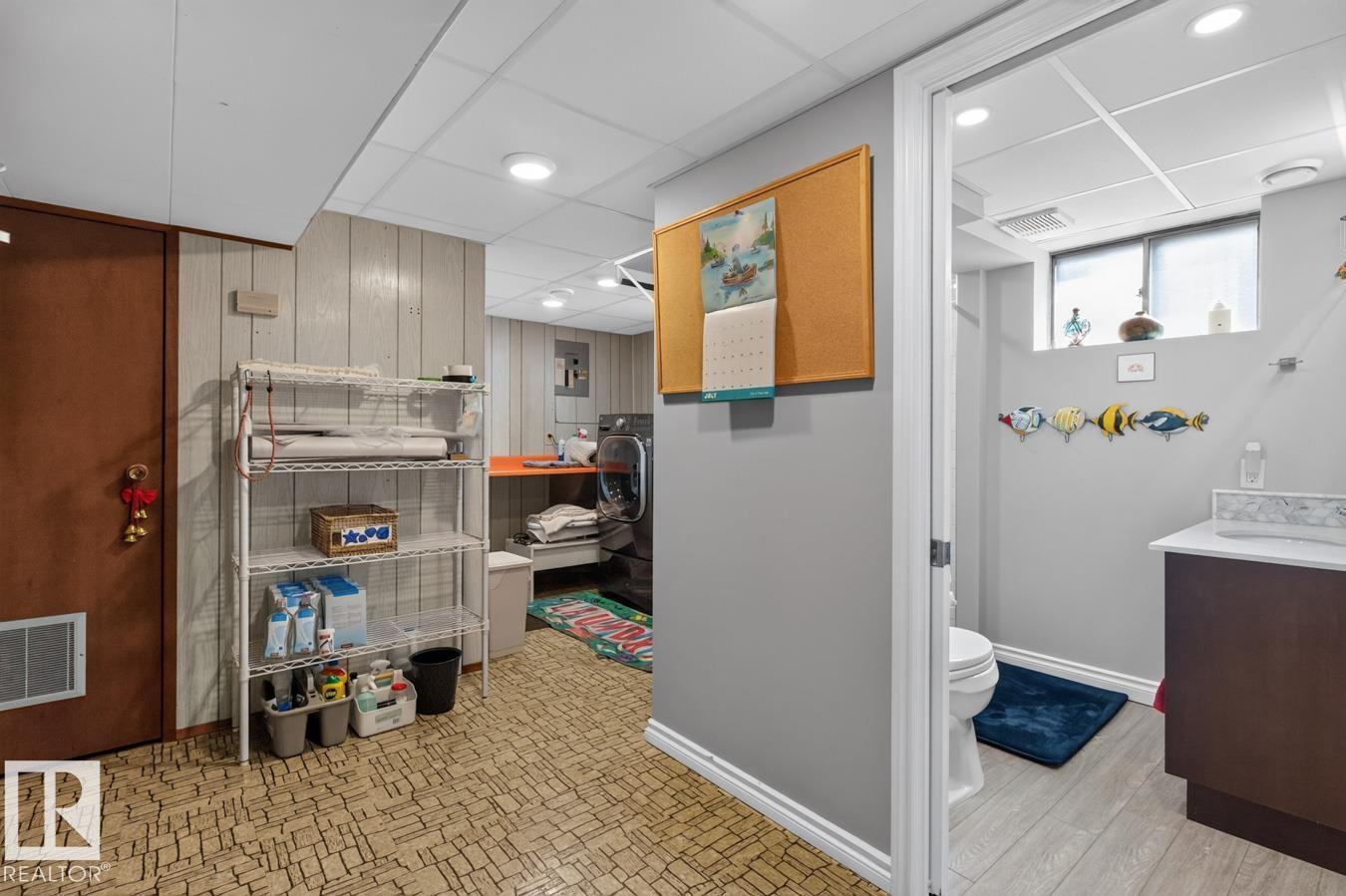 7607 75 AV NW - 31