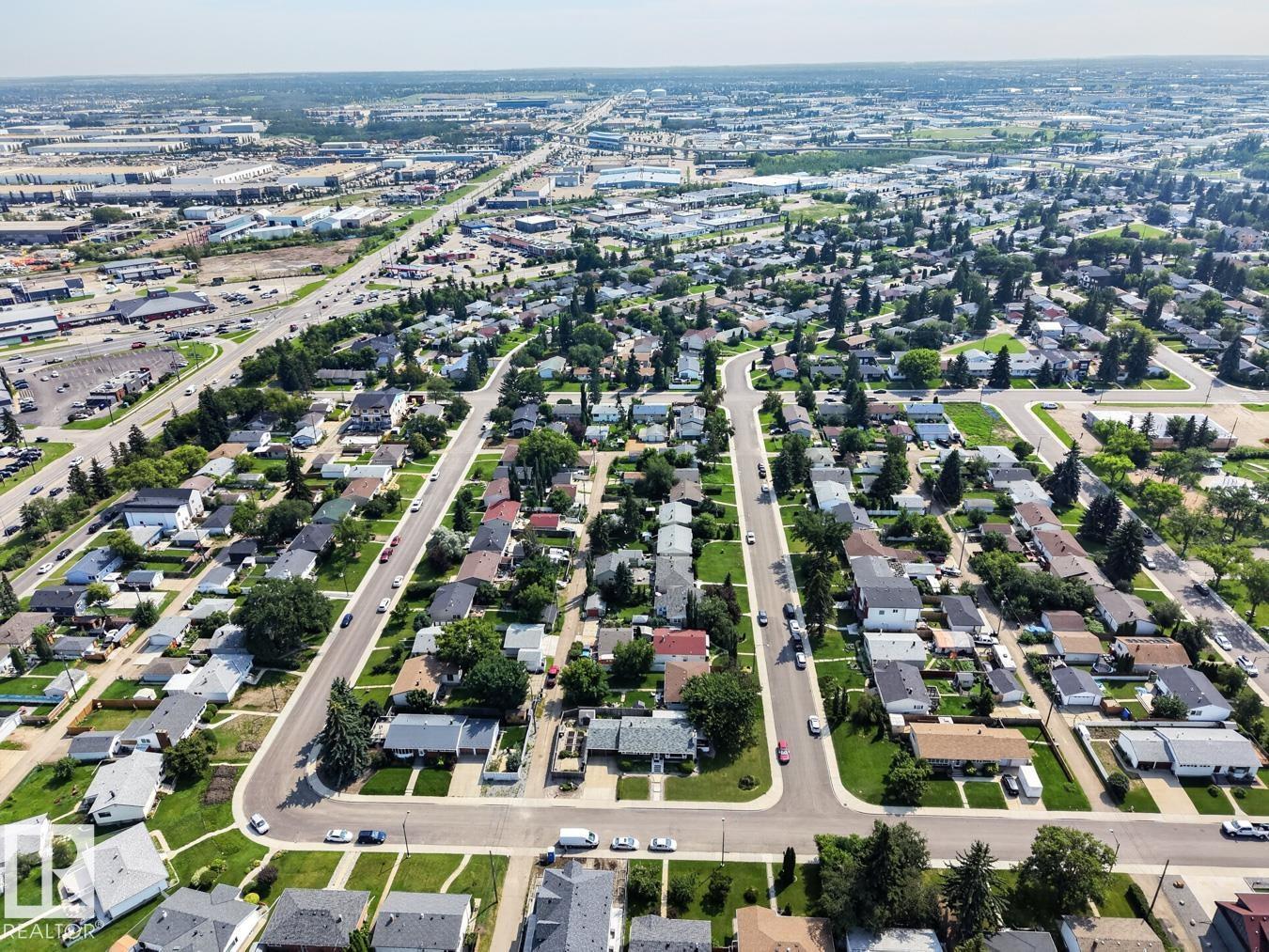 7607 75 AV NW - 48