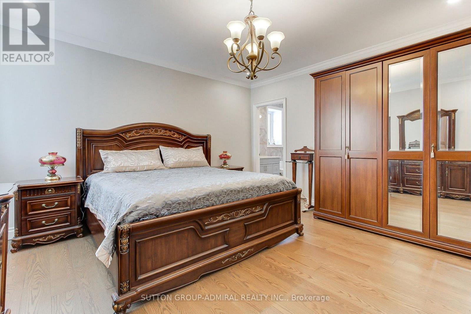 7205 19TH SIDE ROAD - 24