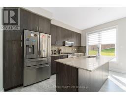 25 Pear Blossom Way, East Gwillimbury, ON L9N0T3 Photo 18