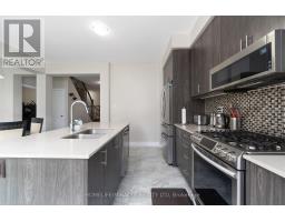 25 Pear Blossom Way, East Gwillimbury, ON L9N0T3 Photo 20