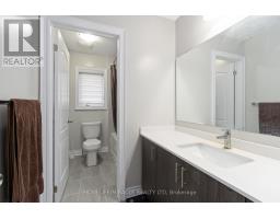 25 Pear Blossom Way, East Gwillimbury, ON L9N0T3 Photo 30