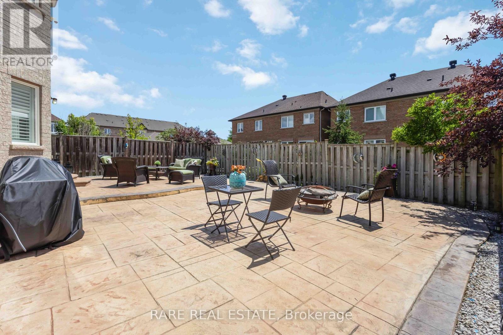 55 CASTLEMORE AVENUE - Image 30